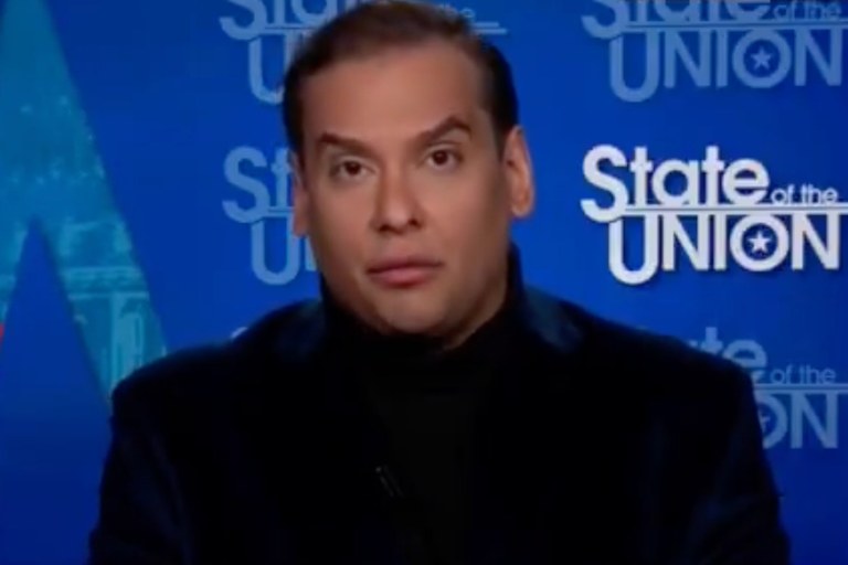 Watch: George Santos spricht erstmals seit seiner Haftentlassung