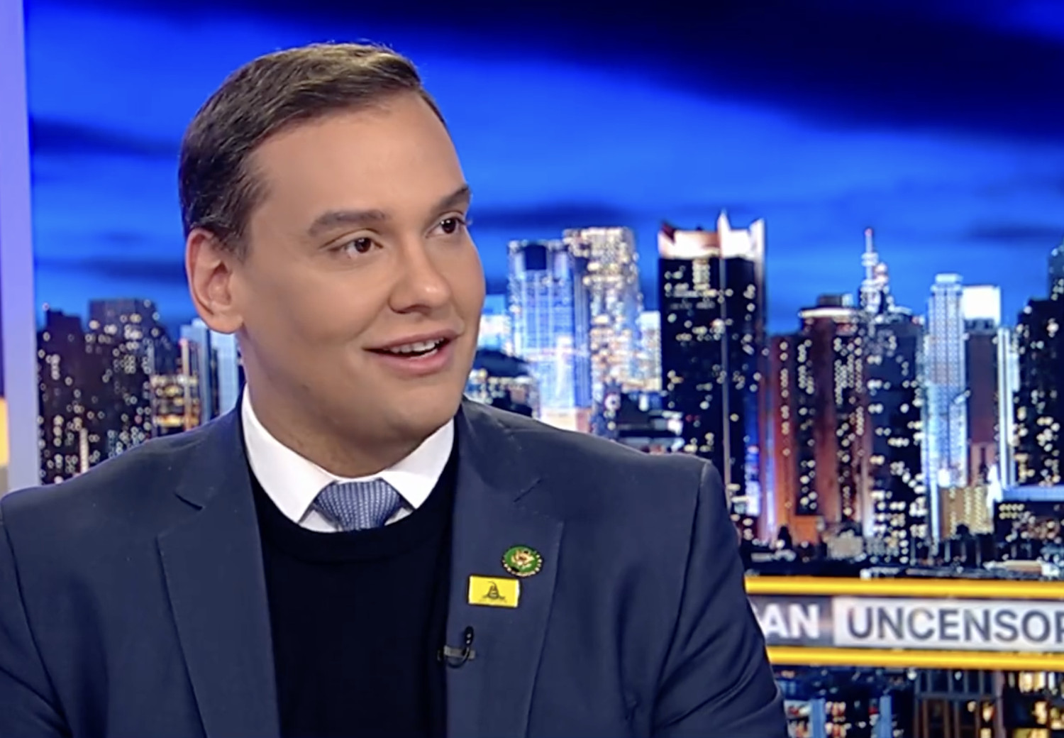 Watch Santos stellt sich den Fragen von Piers — GAY.CH