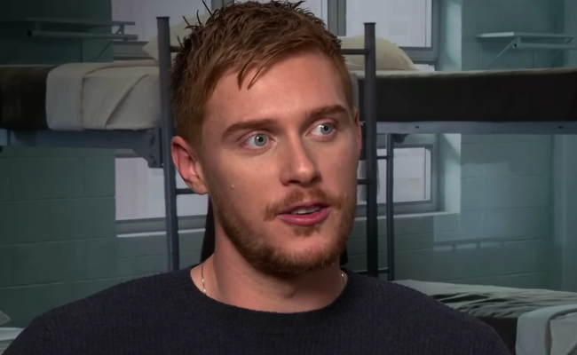 Watch: Haben wir hier den ersten queeren James Bond?