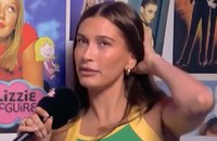 Watch: Hailey Bieber liefert die perfekte Antwort...