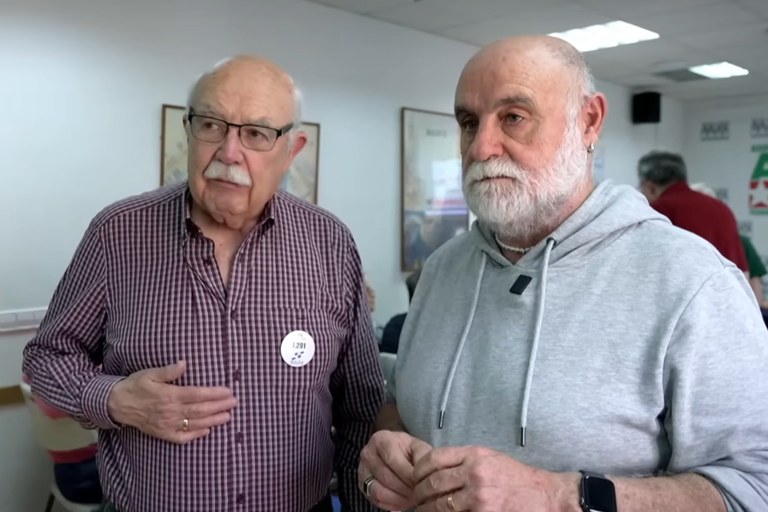 Watch: Hilfe für Spaniens LGBTQ+ Senioren - Arte Re: