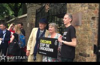 Watch: Ian McKellen an den Protesten vor der russischen Botschaft