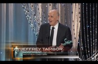 Watch: Jeffrey Tambor widmet SAG Award der Trans-Community