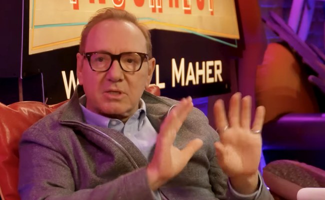 Watch: Kevin Spacey äussert sich in Podcast zu den Vorwürfen gegen ihn