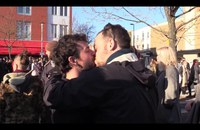 Watch: Kiss In in Montreal gegen Homophobie