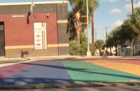 Watch: LGBTI+ Community will Regenbogen-Fussgängerstreifen in San Antonio verteidigen