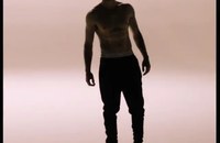 Watch: Liam Payne goes shirtless