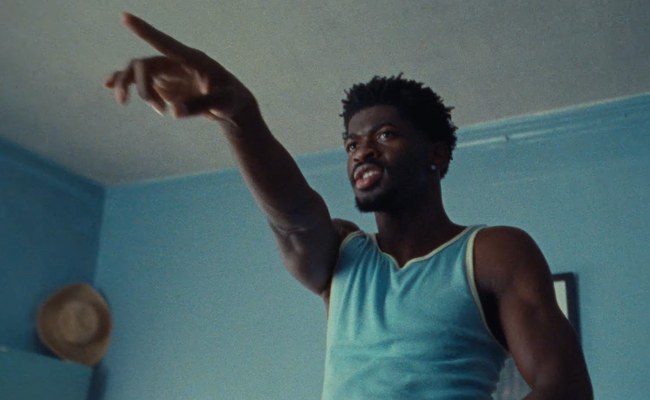 Watch: Lil Nas X meldet sich in alter Frische musikalisch zurück...
