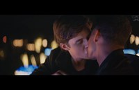 Watch: Love, Simon gewinnt Best Kiss bei den MTV Awards