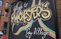 Watch: Manchesters Gay Village wird wieder Zentrum einer neuen TV-Serie