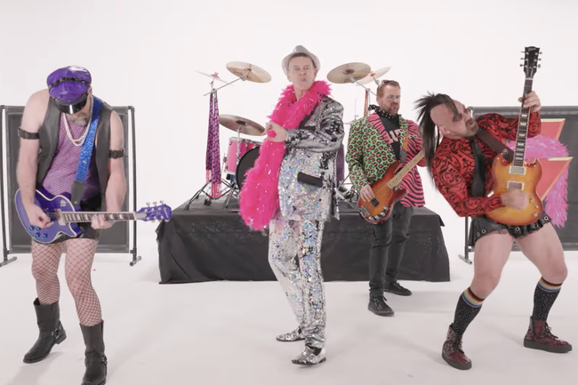 Watch: Meet GayC/DC - die einzige 100% queere AC/DC-Tributeband