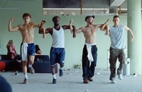 Watch: Meet Troye Sivans Rush-Dancers