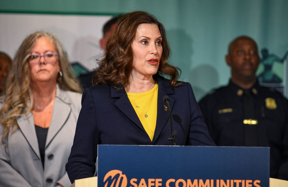 Watch: Michigans Gouverneurin stellt sich klar an die Seite der LGBTI+ Community