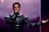 Watch: Norwegens Eurovision-Sänger stellt Boyfriend vor