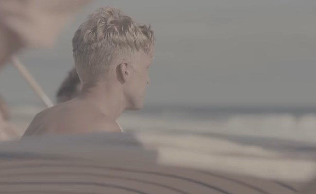 Watch: Partys, Geld und schöne Menschen - Serie über den Model-Kult um Eternal Values