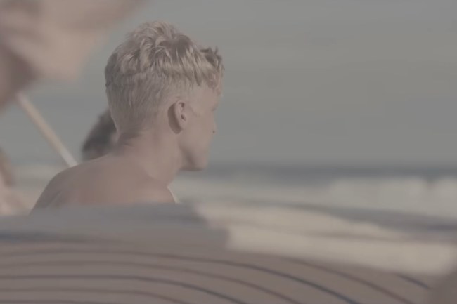 Watch: Partys, Geld und schöne Menschen - Serie über den Model-Kult um Eternal Values