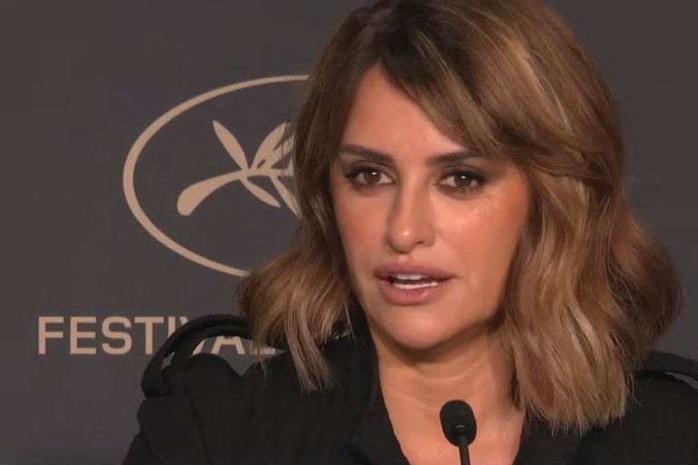 Watch: Penélope Cruz und weshalb sie so oft in Filmen mit LGBTI+ Themen mitspielt