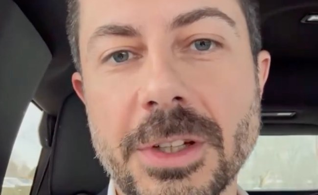 Watch: Pete Buttigieg äussert sich zum Gerichtsurteil zu den Trump-Zöllen