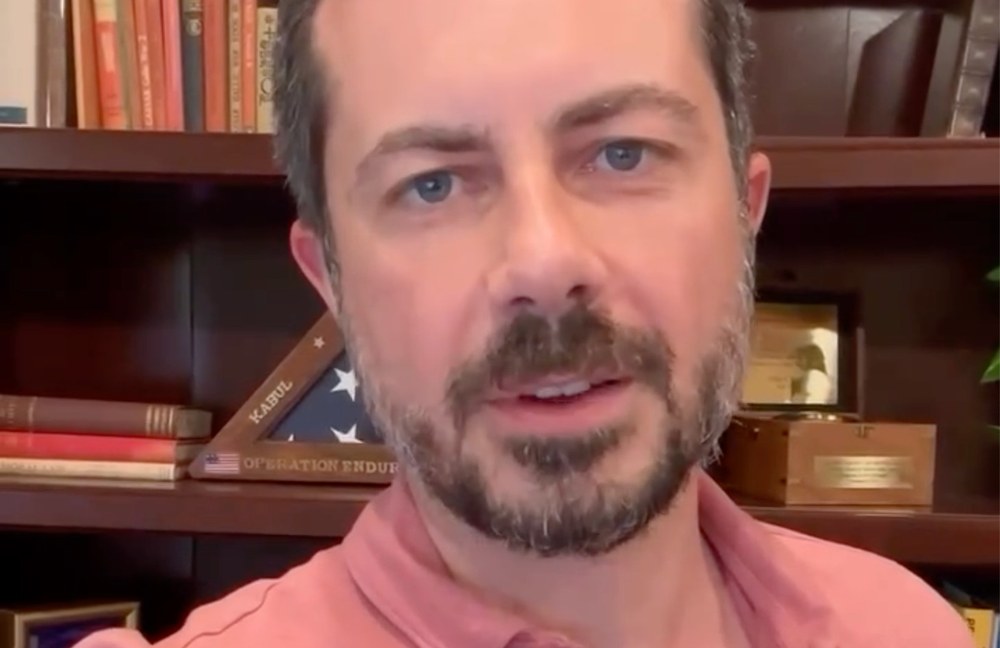 Watch: Pete Buttigieg hält nicht zurück betreffend dem One Big Beautiful Bill