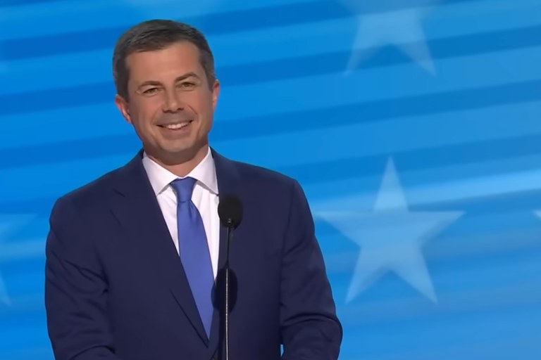 Watch: Pete Buttigieg spricht an der Democratic National Convention