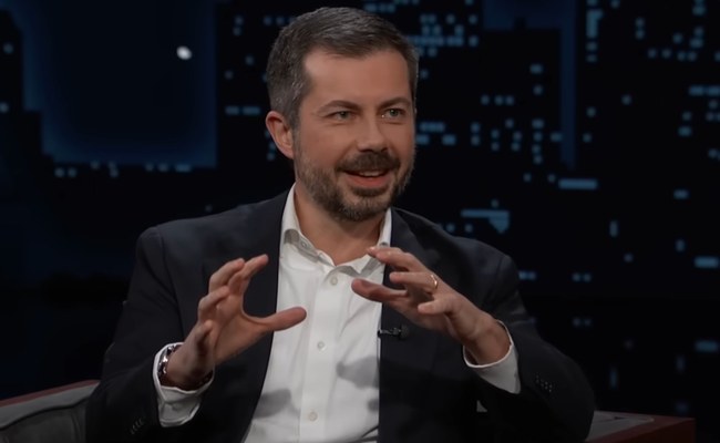 Watch: Pete Buttigieg spricht Tacheles bei Jimmy Kimmel