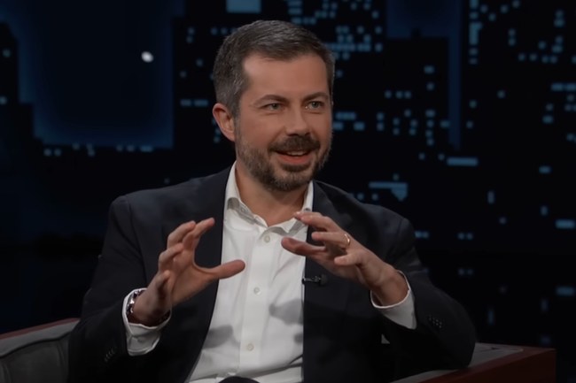 Watch: Pete Buttigieg spricht Tacheles bei Jimmy Kimmel