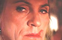 Watch: Priscilla, Queen of the Desert-Darsteller Terence Stamp stirbt im Alter von 87 Jahren