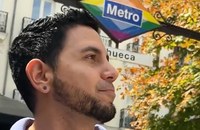 Watch: Queerer Venezolaner flüchtete aus seiner Heimat und erhielt in Spanien Asyl
