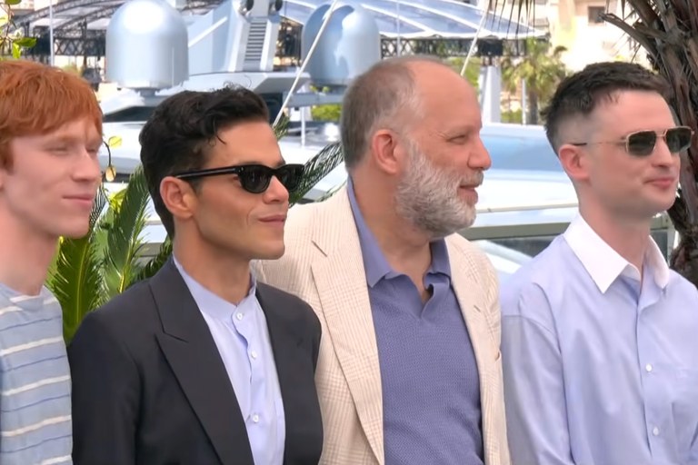 Watch: Rami Malek erhält 8min Standing Ovations in Cannes