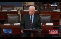 Watch: Republikanischer Senator richtet sich an LGBT-Jugendliche