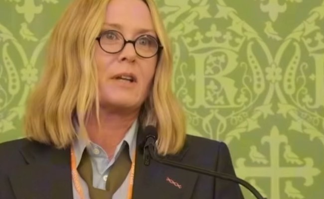 Watch: Roisin Murphy spricht darüber, gecancelled worden zu sein