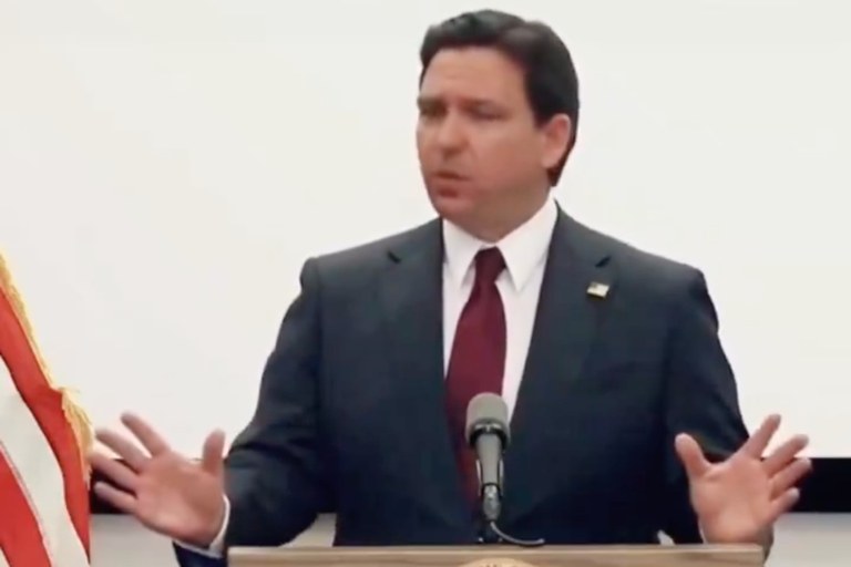 Watch: Ron DeSantis gesteht tatsächlich einen Fehler ein