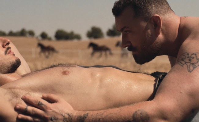 Watch: Sam Smith feiert Queerness mit dem neuen Videoclip
