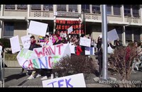 Watch: Schüler protestieren gegen ihre LGBTI+ feindliche Schulleitung