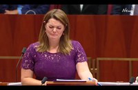 Watch: Senatorin wird beim Thema Marriage Equality äusserst emotional