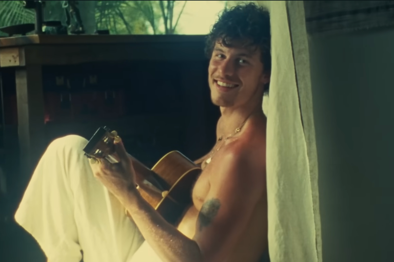 Watch: Shawn Mendes reist durch den Amazonas...