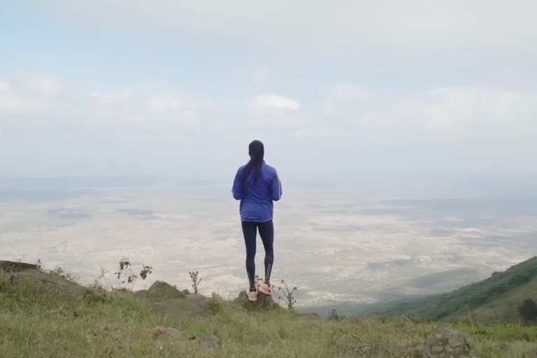 Watch: Sportlerinnen: Zu stark, um Frau zu sein