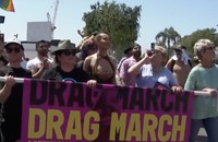 Watch: Tausende gingen am Wochenende in LA für trans & Drag Rights auf die Strasse