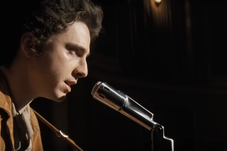 Watch: Timothée Chalamet als Bob Dylan