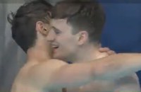 Watch: Tom Daley und Matty Lee gewinnen Olympia-Gold