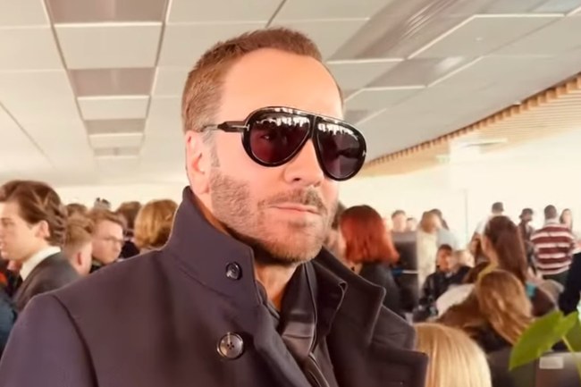 Watch: Tom Ford holt ein Wahnsinns-Cast für seinen neuen Film vor die Kamera
