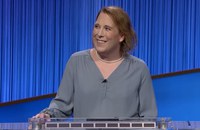 Watch: Trans Jeopardy-Kandidatin schreibt weiter Geschichte...