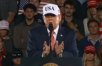 Watch: Trumps wilde Obsession mit dem Hintern von Jon Husted