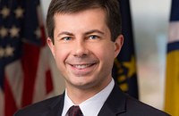 Watch: Und es trifft ein, was Pete Buttigieg bereits 2024 vorausgesagt hat...