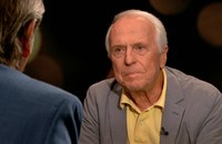 Watch: Walter Andreas Müller über sein Coming Out, seine Karriere und seinen 80igsten Geburtstag