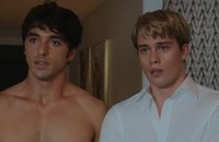 Watch: Was für Oberarme! Die Verwandlung vom Prinz zum He-Man