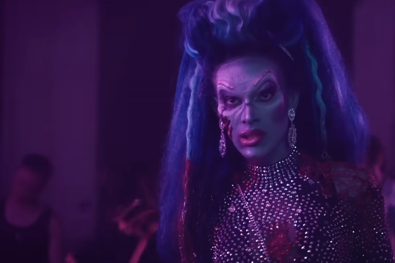 Watch: Wenn Drag Queens auf Zombies treffen...