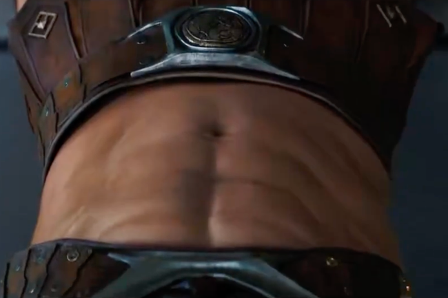 Watch: Wessen Abs versetzen das Netz derzeit in Wallungen?