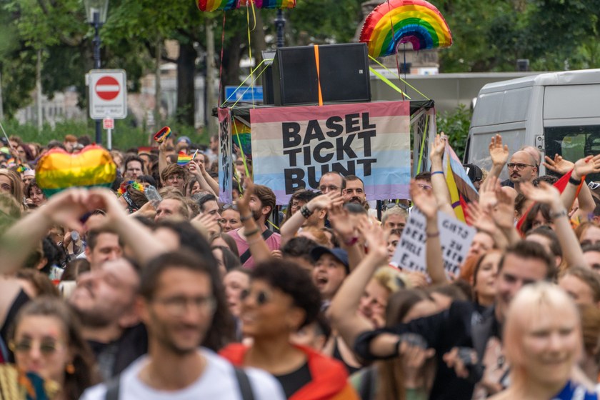 Basel tickt bunt: Demonstration