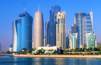 TRAVEL: Akzeptieren die offiziellen FIFA-WM-Hotels in Katar schwule Paare?